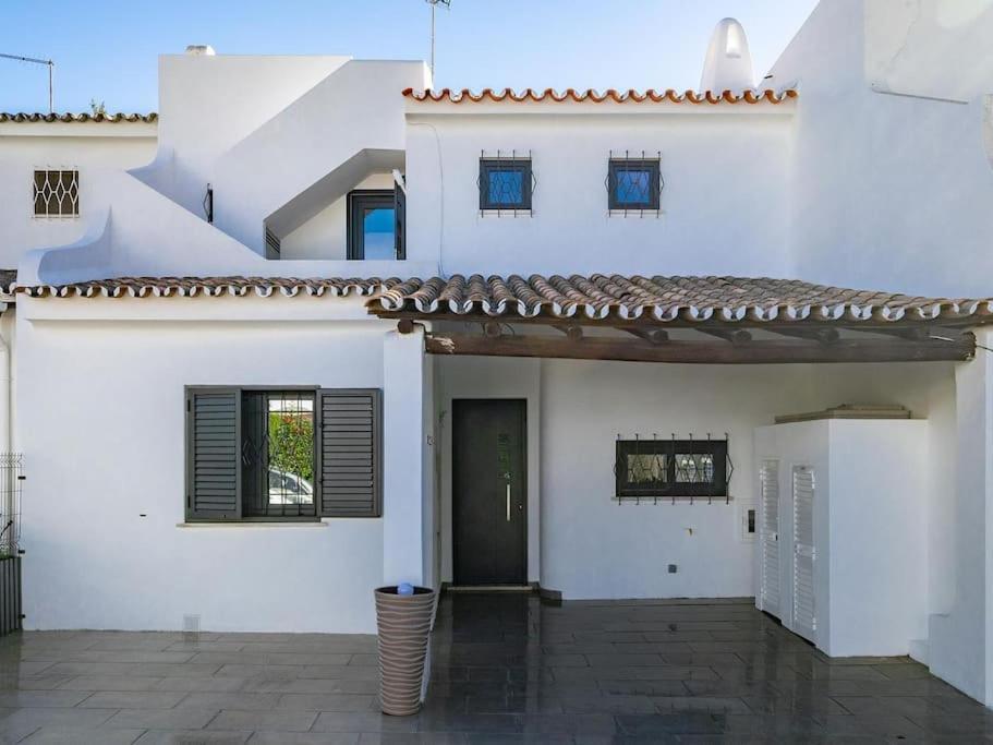 Vilamoura Family House Kültér fotó